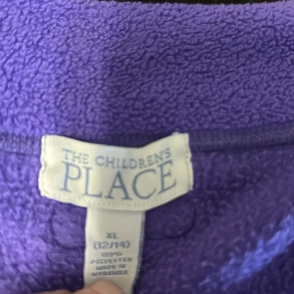 Children’s Place Purple zip fleece jacket‎ ( XL)